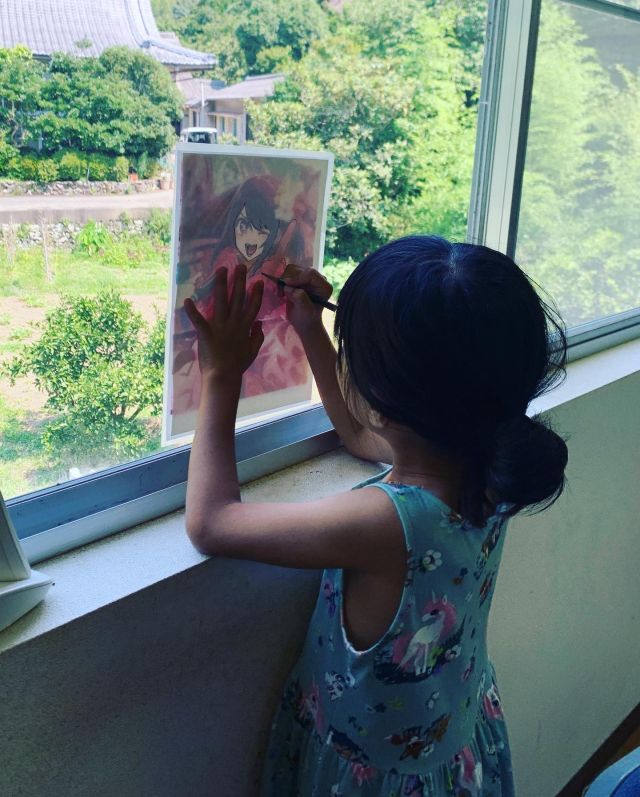 🍉
子どもの夏休み期間中に地域の学童保育を利用
しようと思っていましたが、利用者が少ない為、
この春に閉鎖してしまったとのこと😱
ですが、サポートセンターでは自己責任で子連れ出勤
可能なので一緒に出勤させてもらっています🧒
子連れ出勤、大変な面もありますが
この職場環境めちゃくちゃ有難いです🥲✨
　　　　　　　　　　　　　　　　　　　スタッフM
◇◇◇◇◇◇◇◇◇◇◇◇◇◇◇◇◇◇◇◇◇◇◇◇◇
#とくしま有機農業サポートセンター
#小松島有機農業サポートセンター
#子連れ出勤